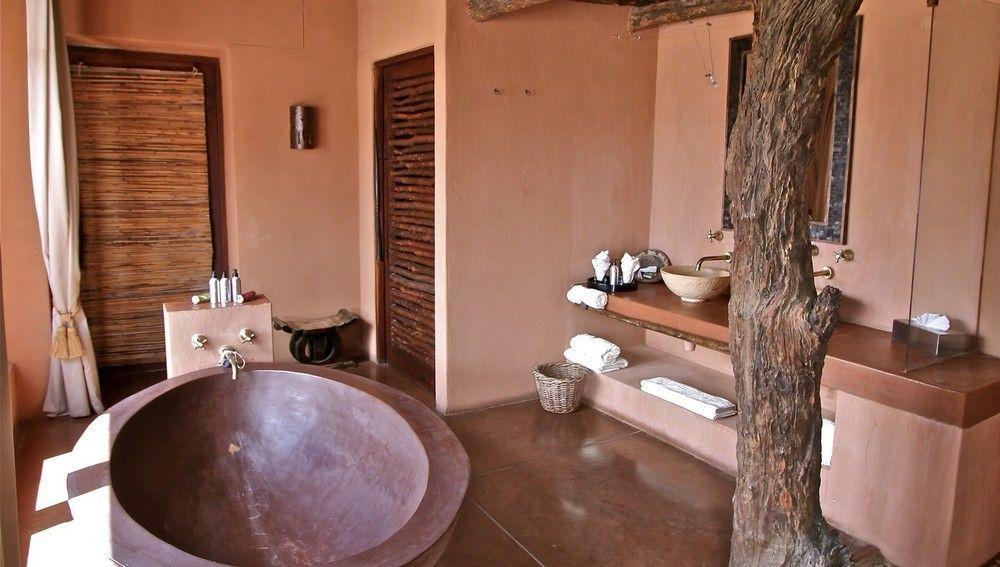 Okahirongo Elephant Lodge Purros Экстерьер фото